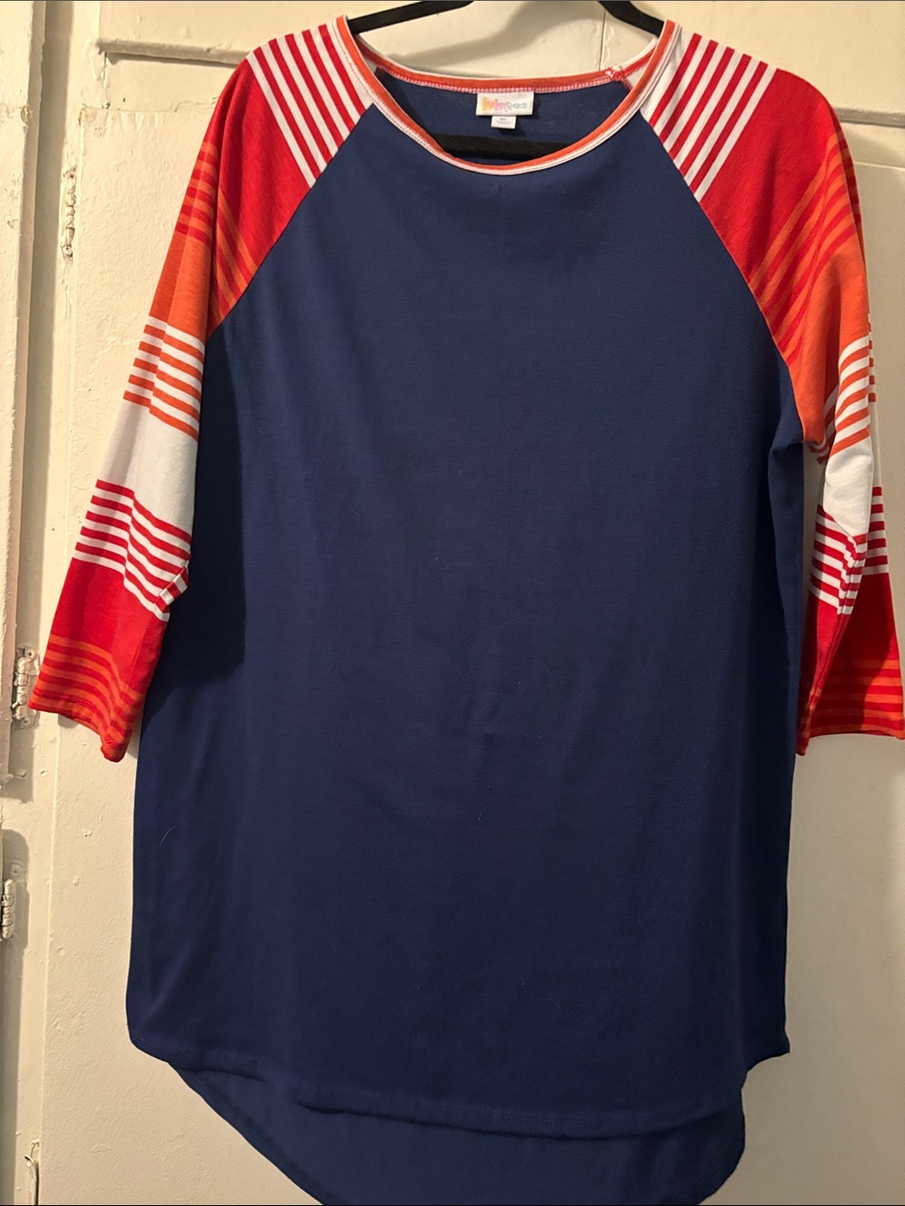 LuLaRoe Navy Tee with Red, Orange & White Striped Raglan Sleeves